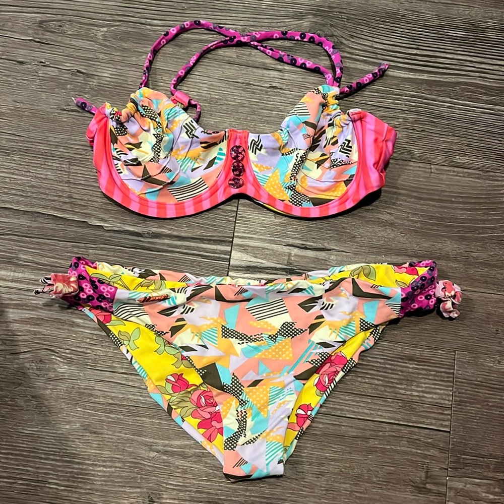 MAAJI two piece bikini 💖 small